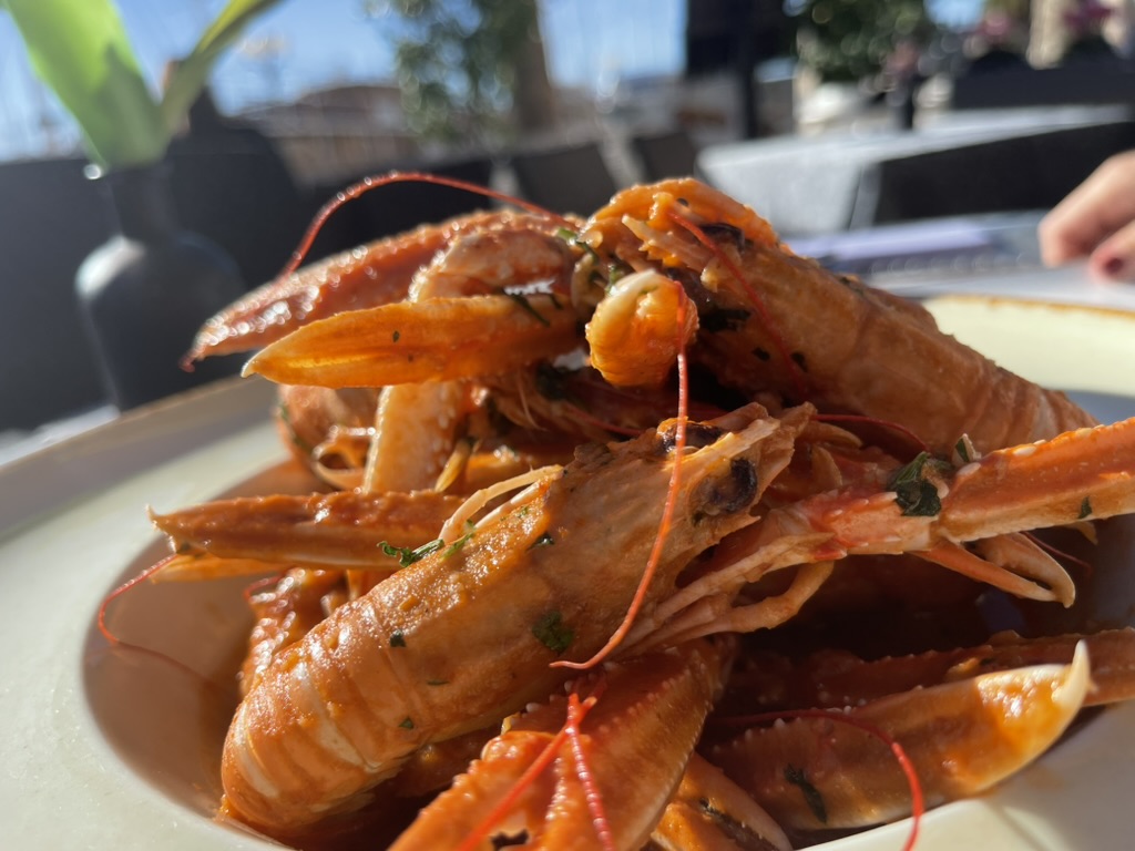 Seafood pasta lunch on the Trogir promenade at Mirkec