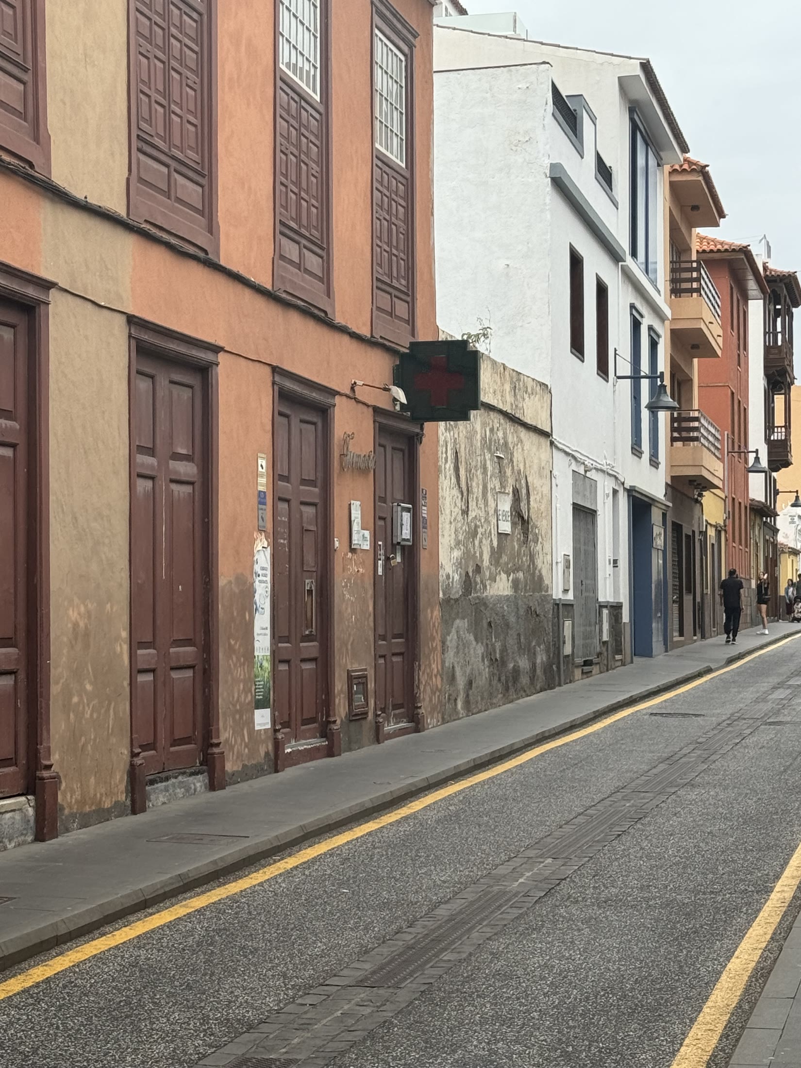 Colorful traditional buildings on a quiet street in Puerto de la Cruz
